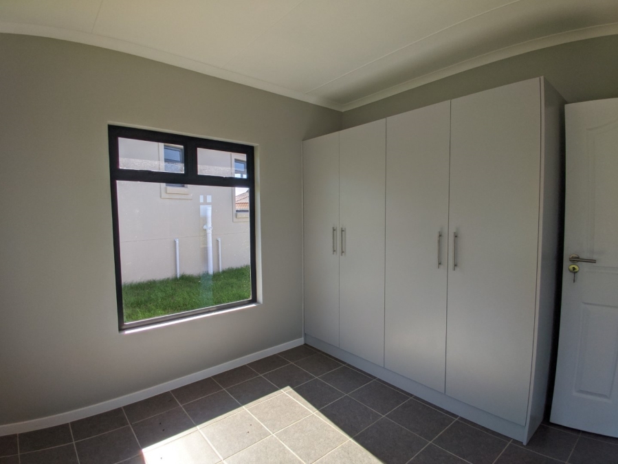 2 Bedroom Property for Sale in Kidds Beach Eastern Cape